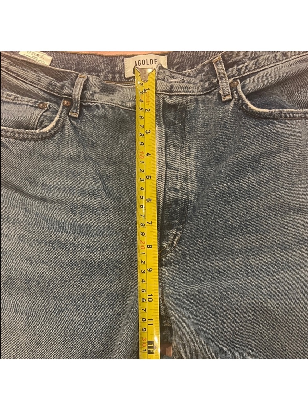 Agolde medium Wash RILEY Blue Denim Jeans size 31. Worn twice. - Picture 15 of 15